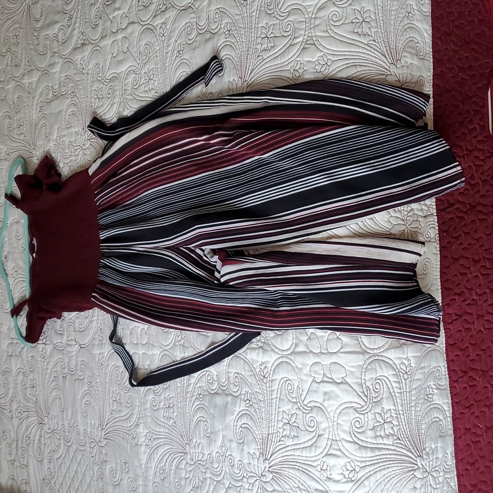 Wide Leg Scrunch Top Jumpsuit (No Boundaries) - Size M